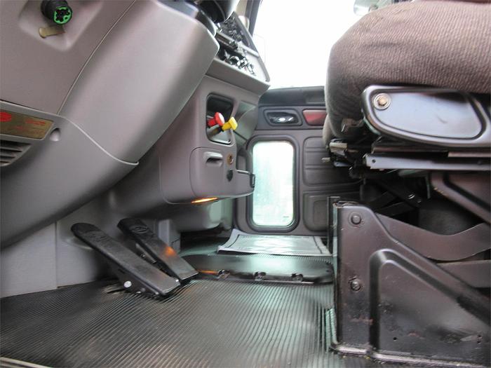 Used 2015 PETERBILT 389