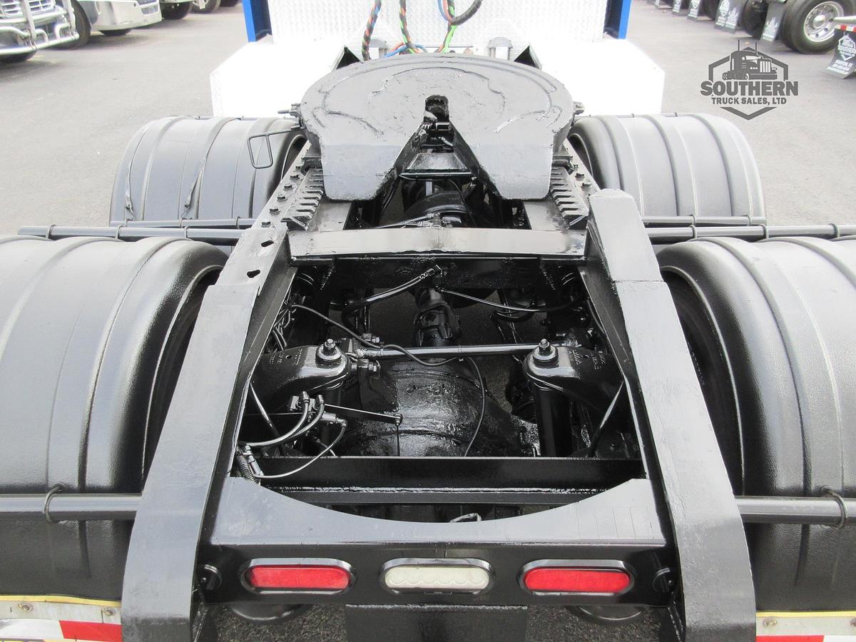 Used 2020 PETERBILT 567
