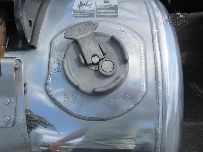 Used 2020 PETERBILT 567