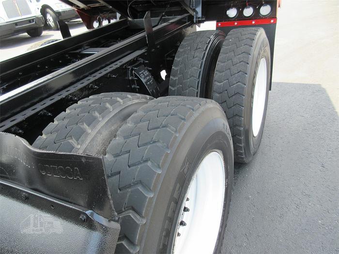 Used 2015 PETERBILT 365