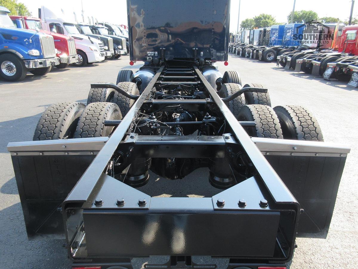 Used 2019 PETERBILT 389