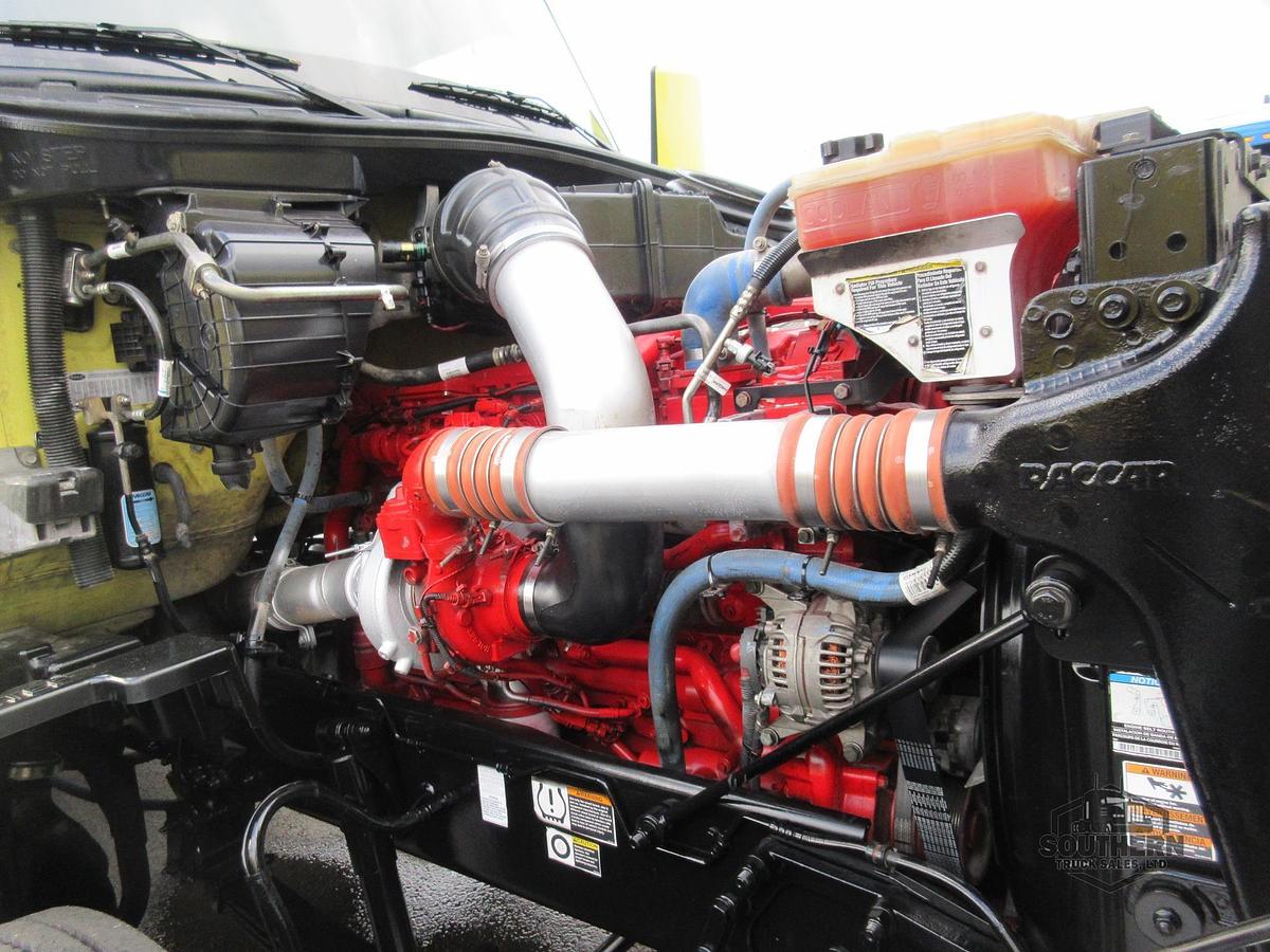 Used 2020 PETERBILT 567