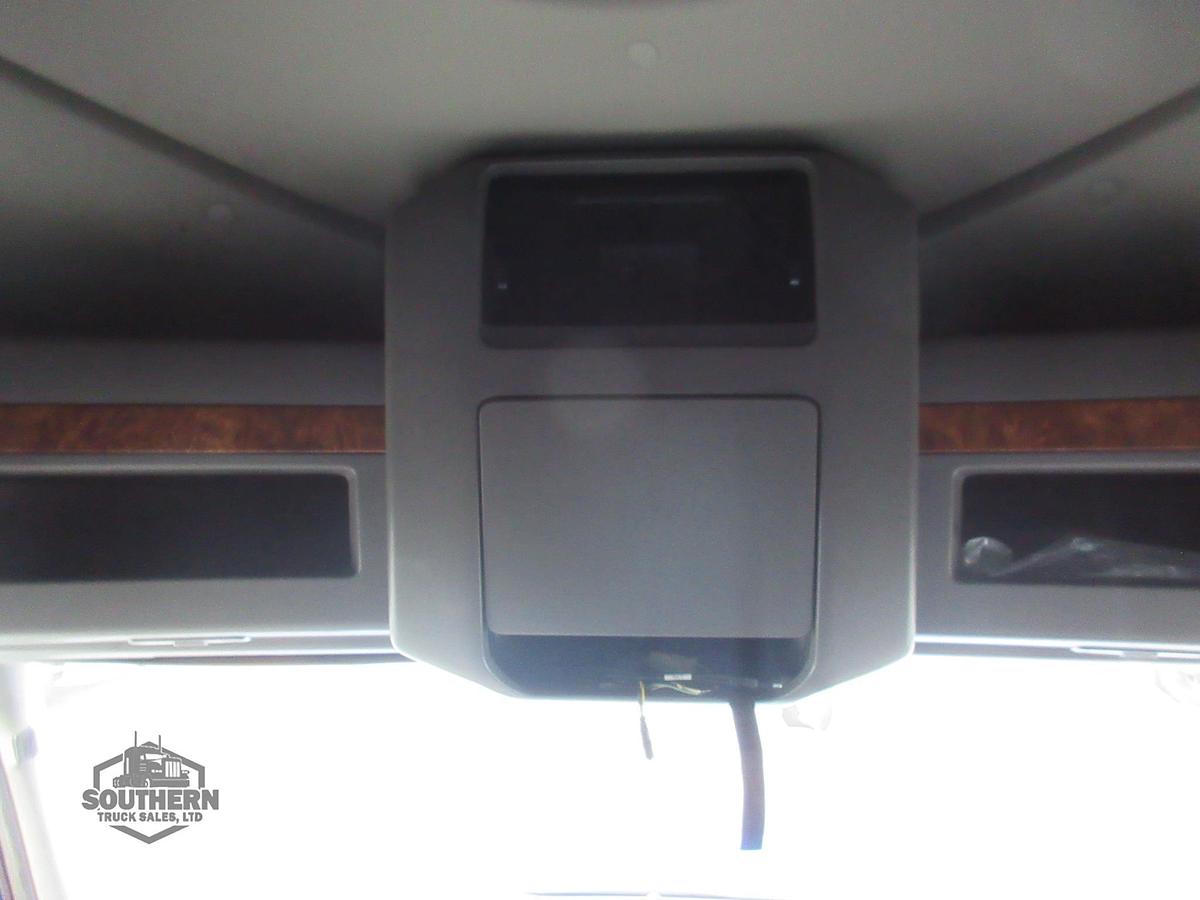 Used 2021 INTERNATIONAL LT