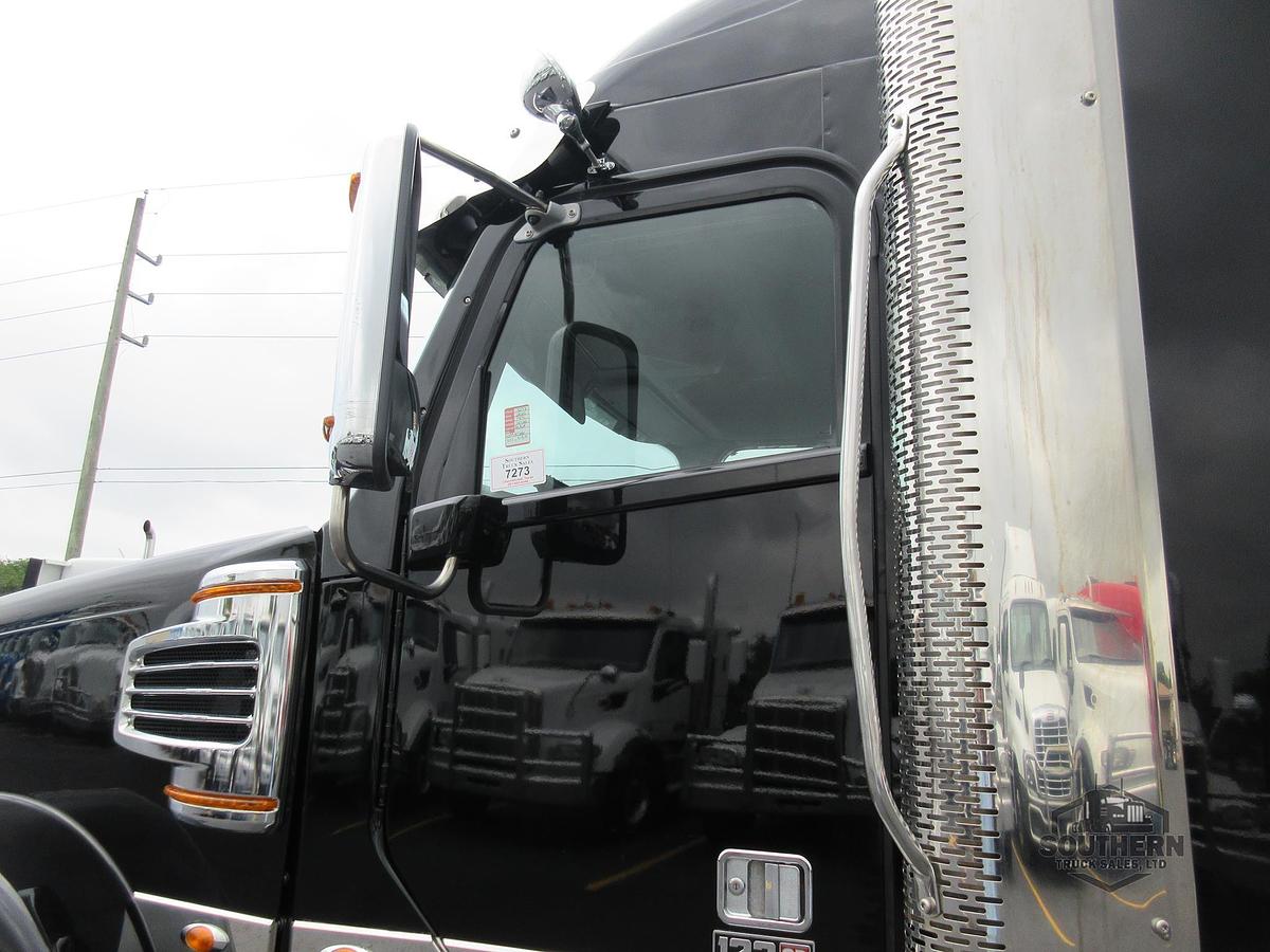 Used 2023 FREIGHTLINER CORONADO 122 SD
