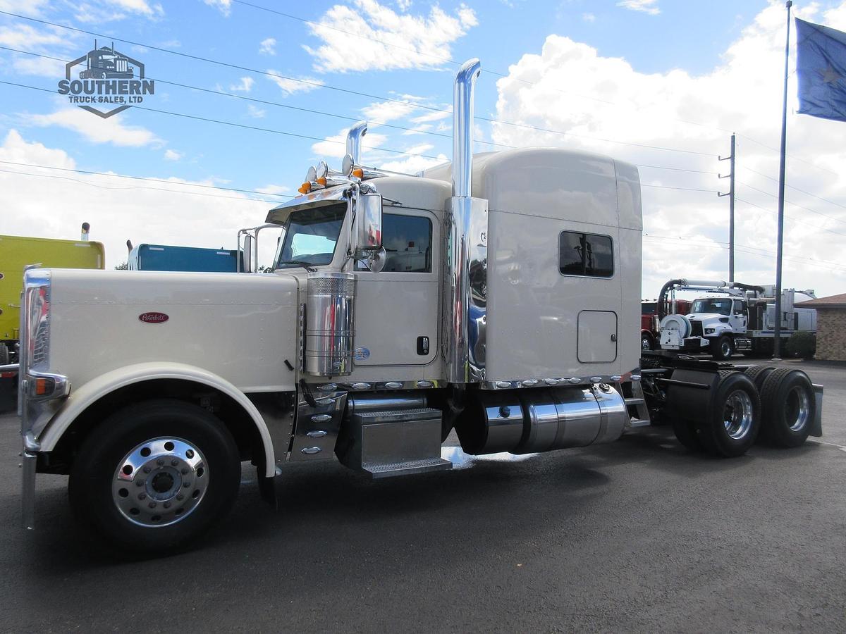 Used 2019 PETERBILT 389