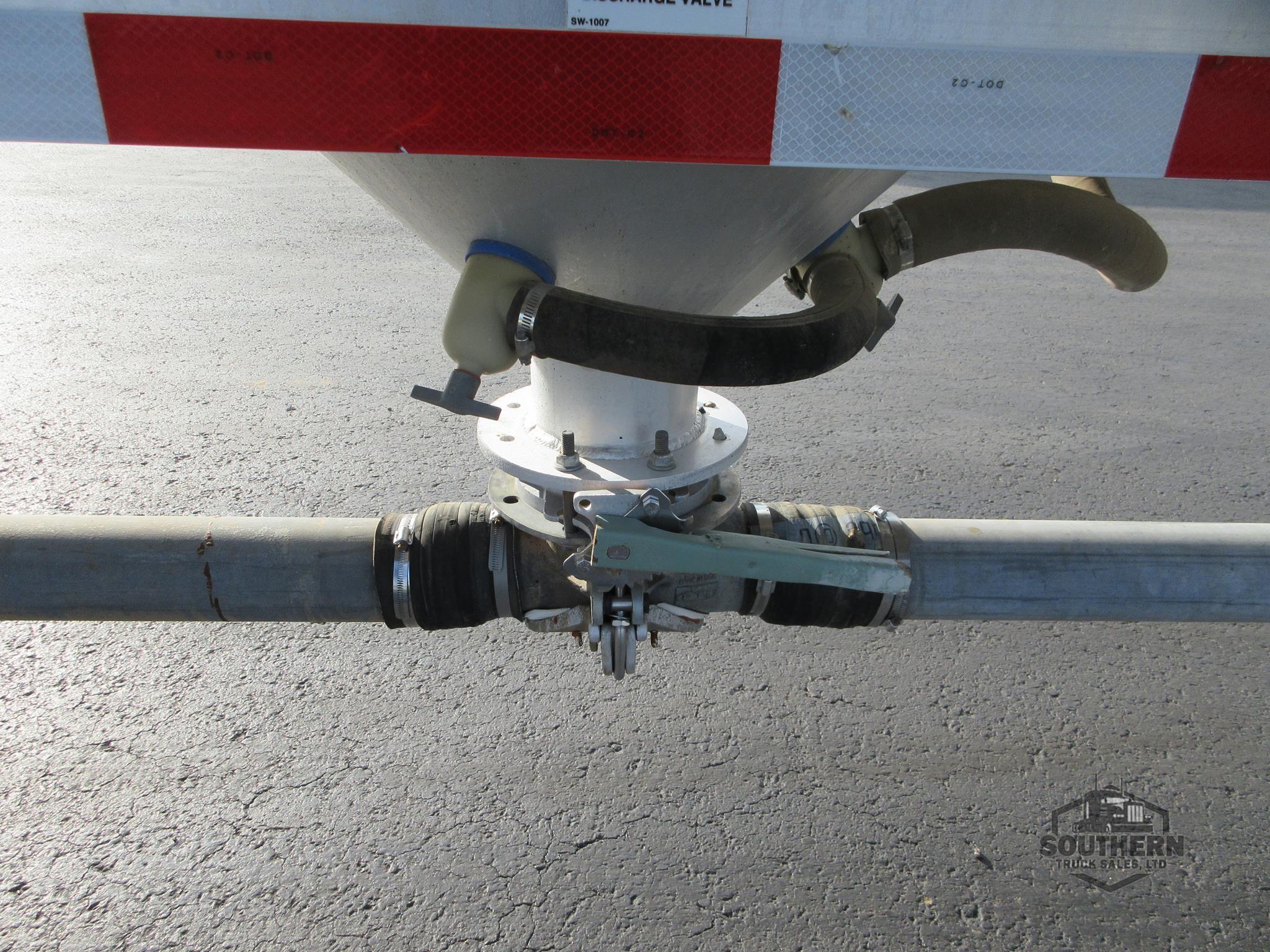 Used 2018 SOUTHERN WELDING Tandem Axle