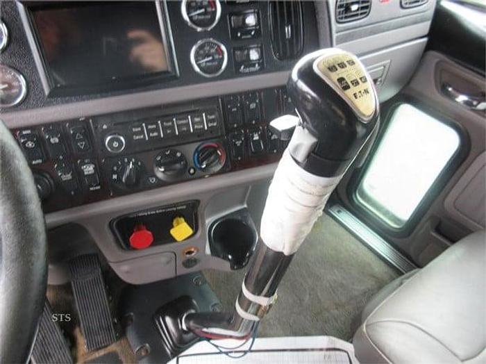 Used 2015 PETERBILT 389