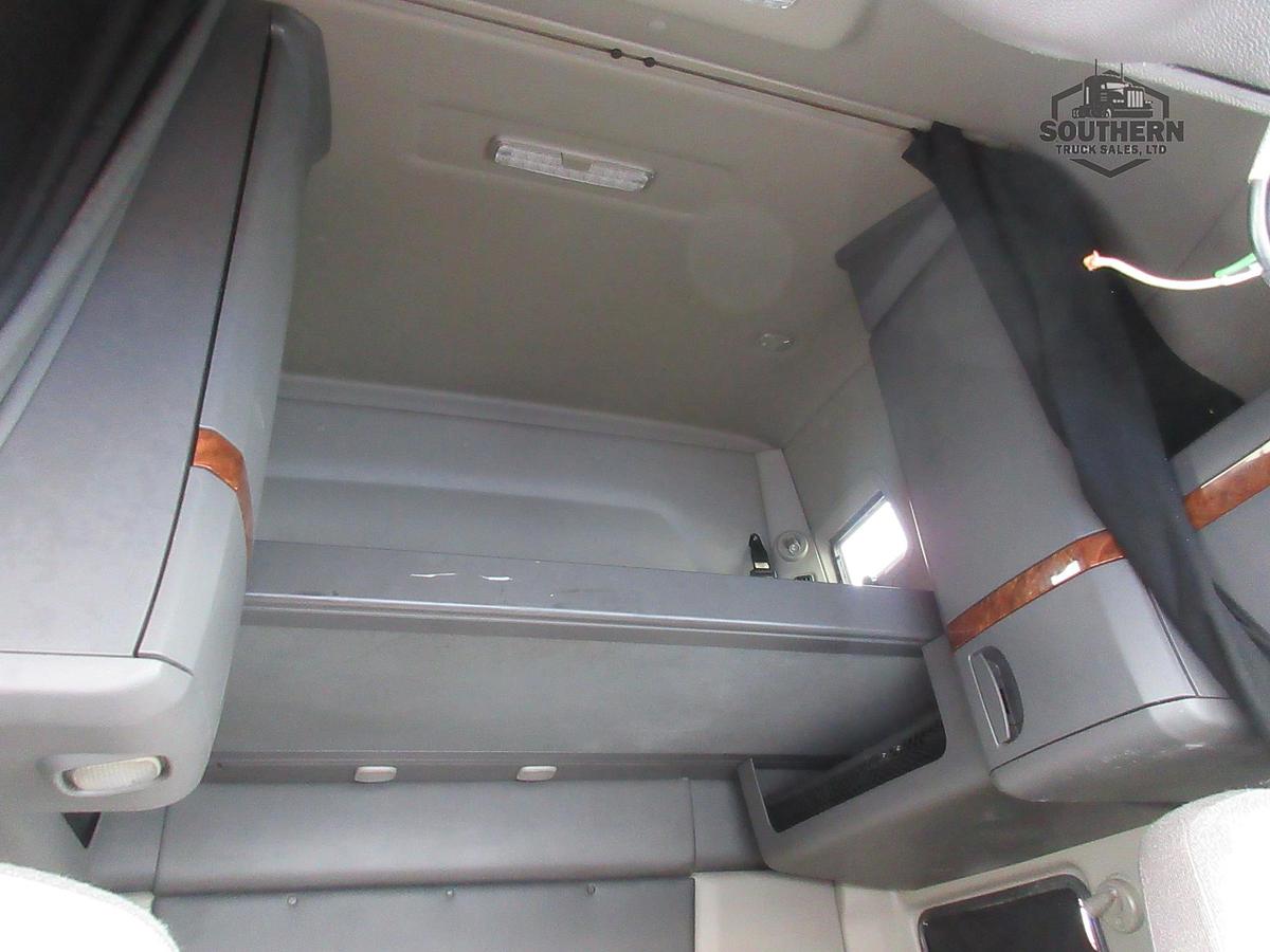 Used 2021 INTERNATIONAL LT