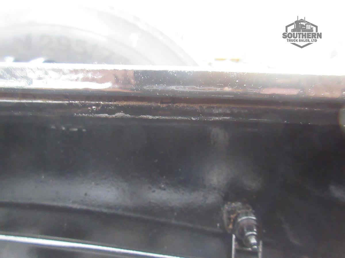 Used 2023 KENWORTH T880