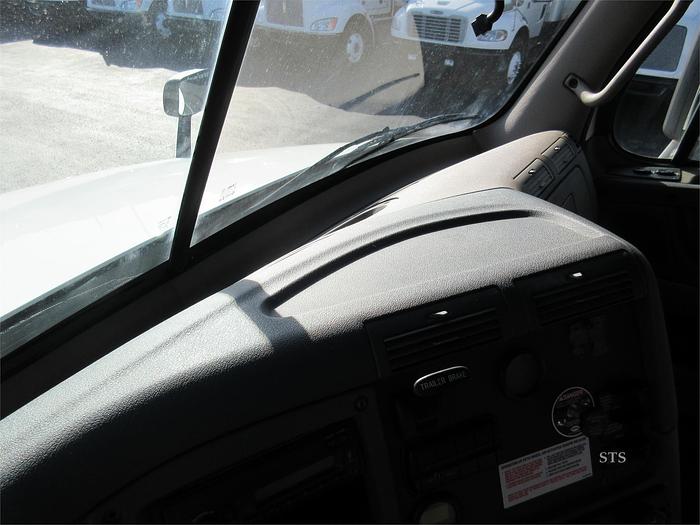 Used 2016 FREIGHTLINER CASCADIA 125