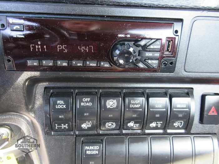 Used 2021 INTERNATIONAL LT