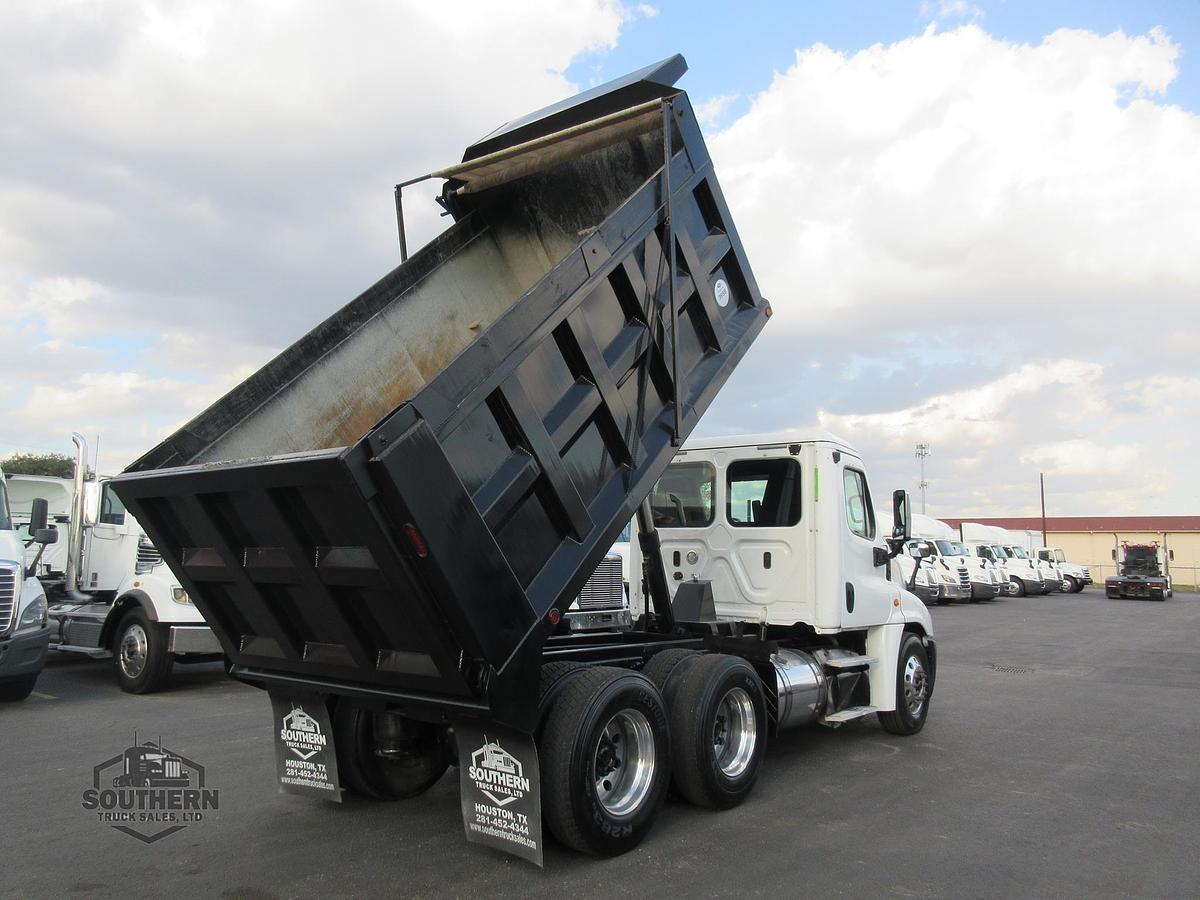 Used 2019 FREIGHTLINER CASCADIA 125