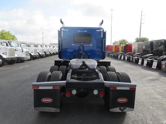 Used 2014 PETERBILT 389