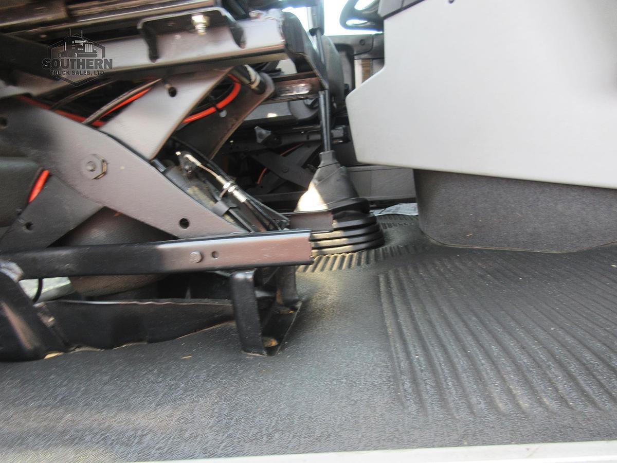 Used 2019 FREIGHTLINER CORONADO 122 SD