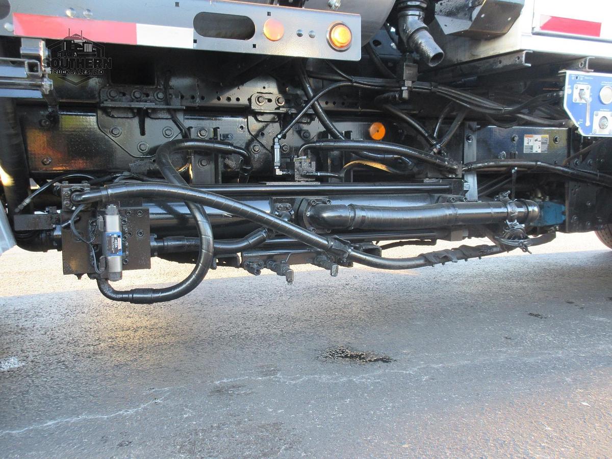 Used 2013 KENWORTH T440