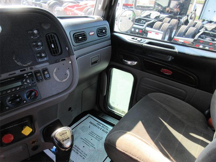 Used 2015 PETERBILT 365