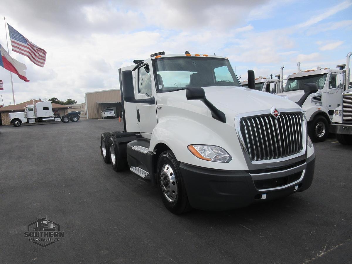 Used 2021 INTERNATIONAL LT