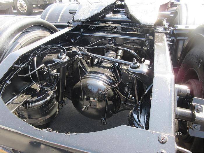 Used 2015 PETERBILT 389