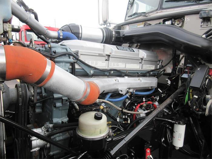 Used 2017 PETERBILT 389