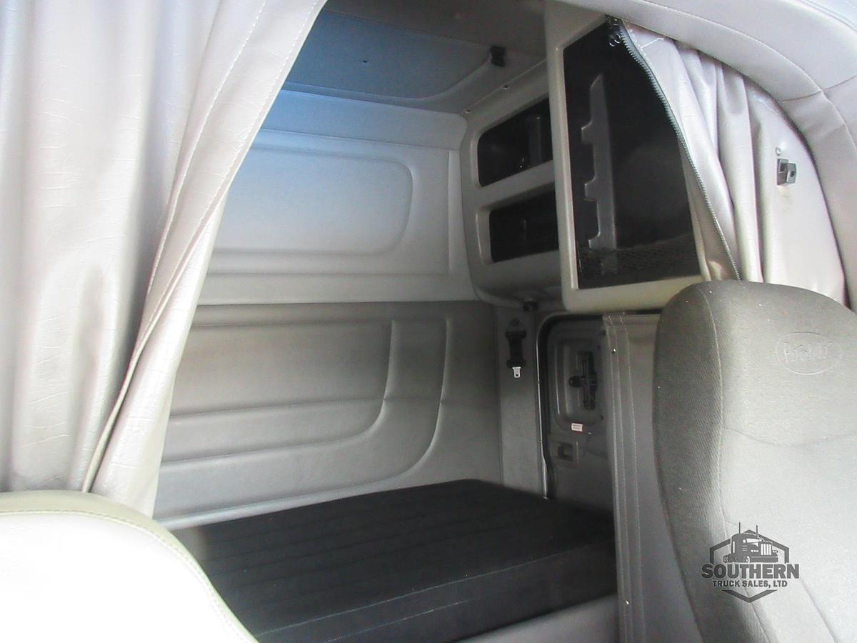 Used 2019 PETERBILT 389