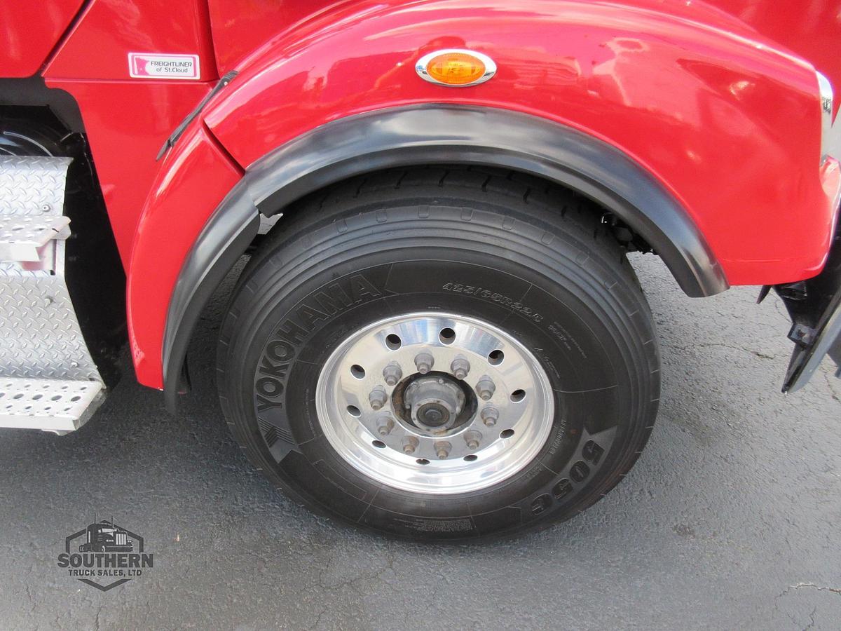 Used 2020 FREIGHTLINER CORONADO 122 SD