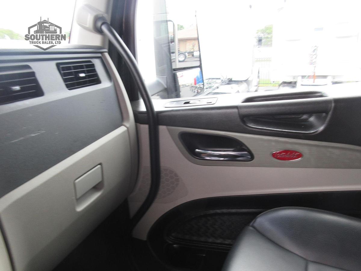 Used 2023 PETERBILT 567