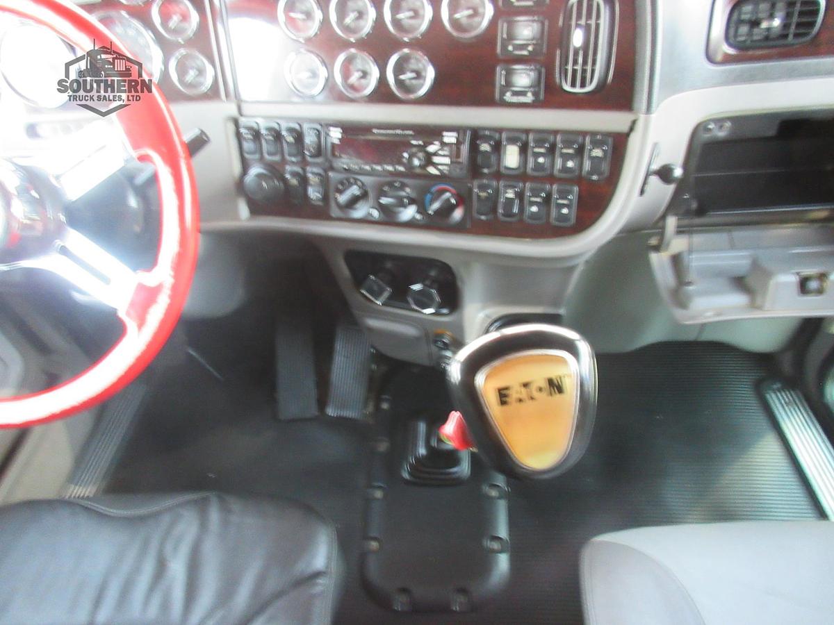Used 2014 PETERBILT 389