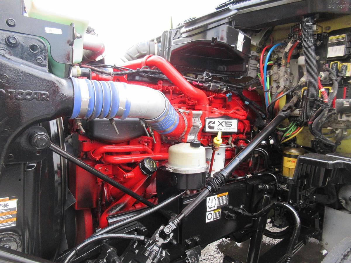 Used 2020 PETERBILT 567