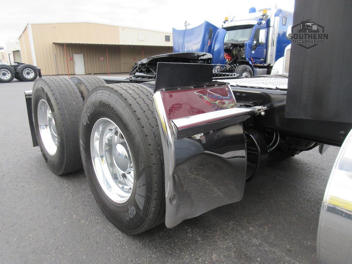 Used 2023 KENWORTH W900L