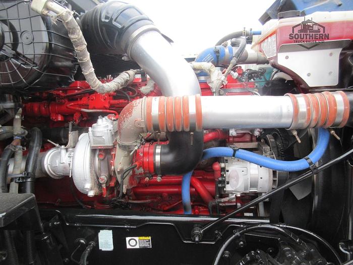 Used 2018 PETERBILT 567