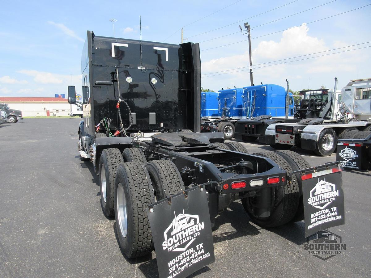 Used 2018 PETERBILT 579