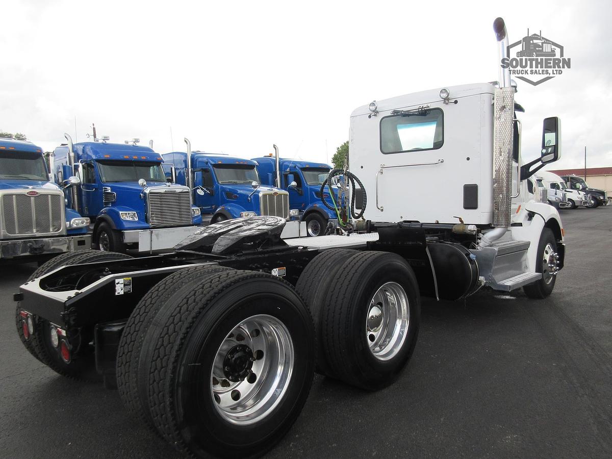 Used 2018 PETERBILT 579
