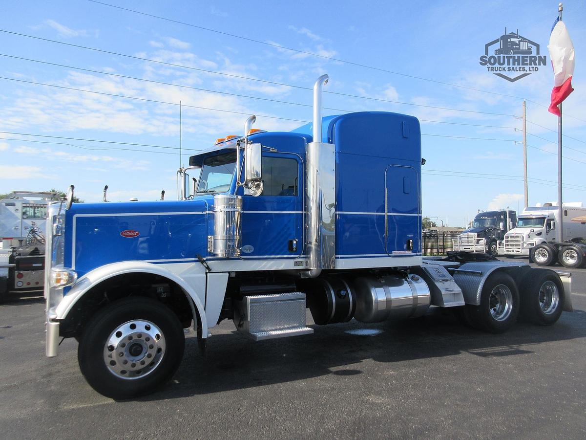 Used 2019 PETERBILT 389