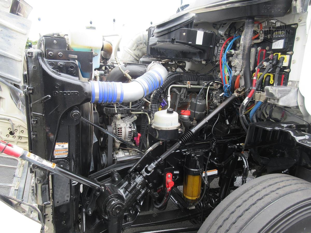 Used 2020 PETERBILT 567