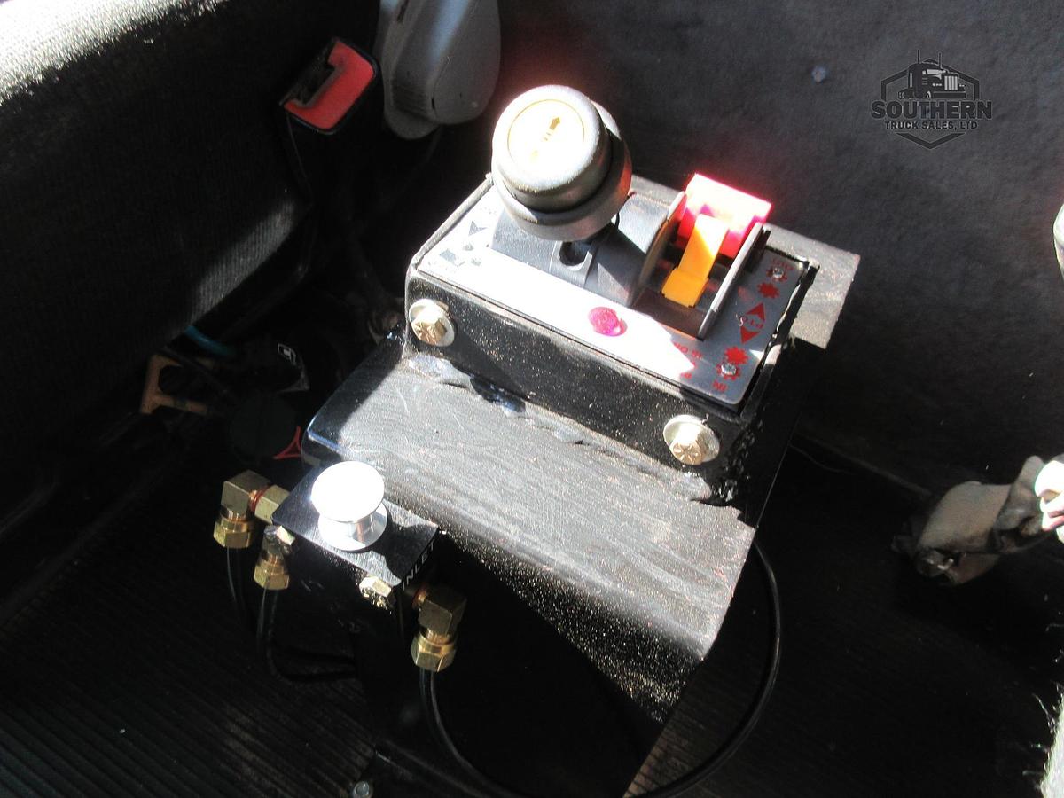 Used 2019 PETERBILT 389