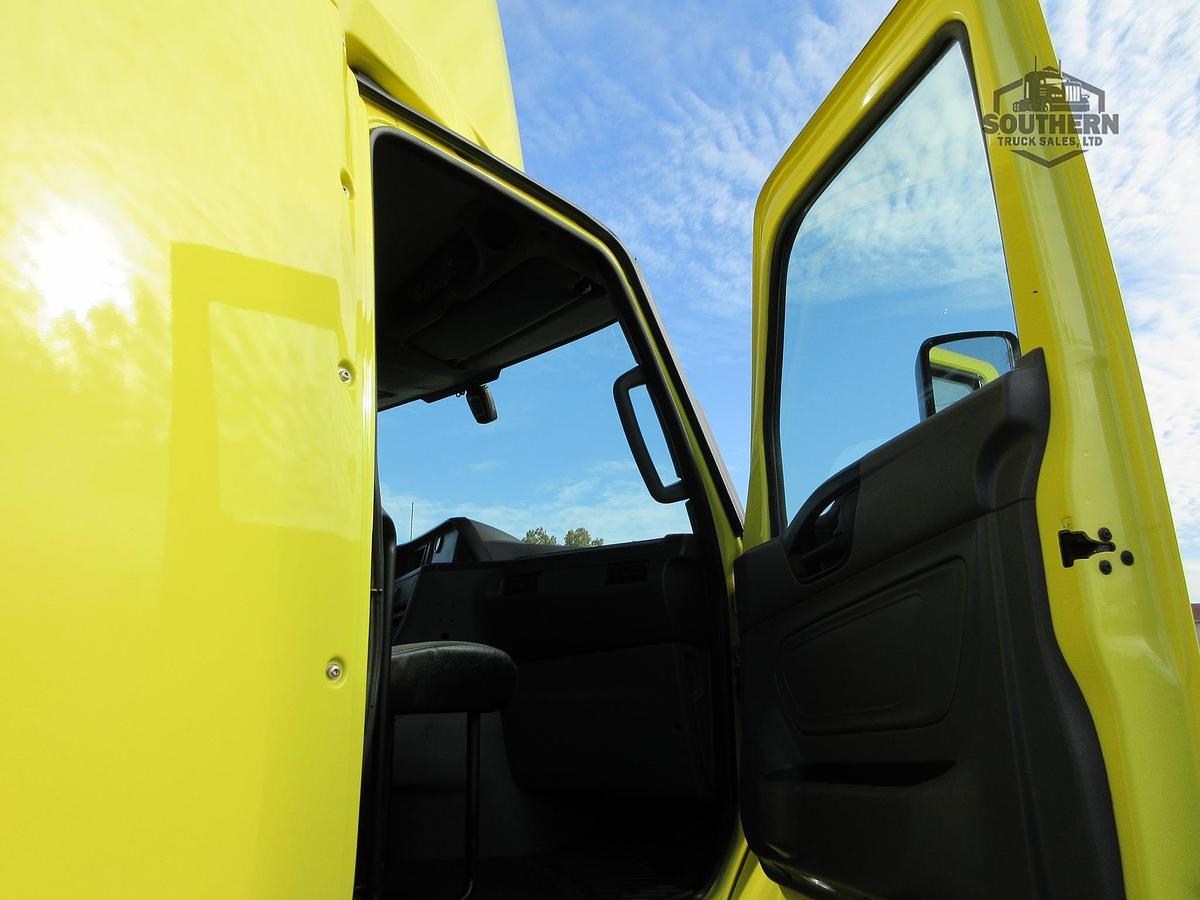 Used 2023 INTERNATIONAL LT