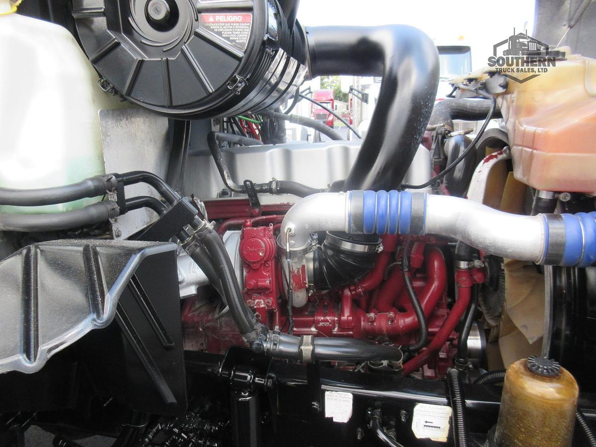 Used 2014 MACK PINNACLE CXU613
