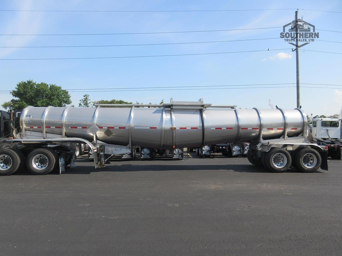 Used 2014 POLAR 42 ft