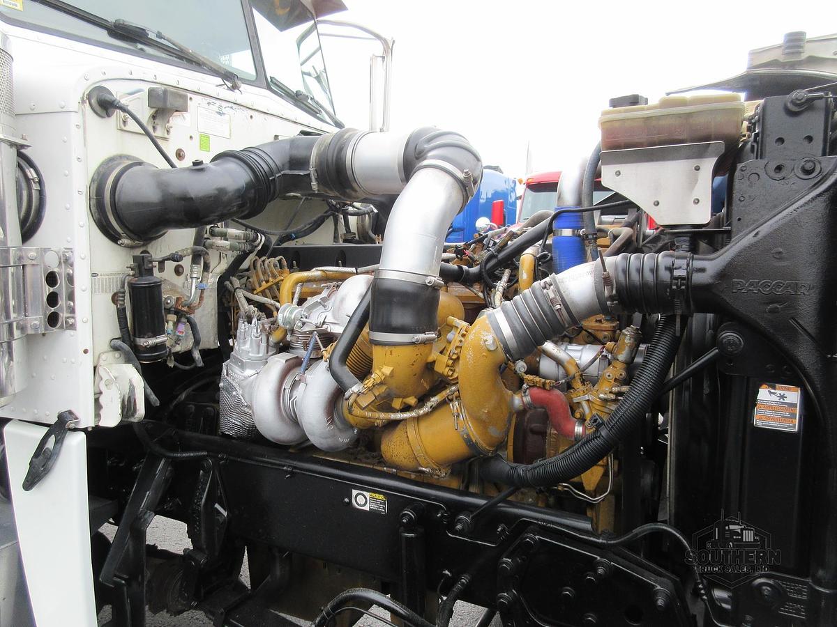 Used 2011 PETERBILT 388