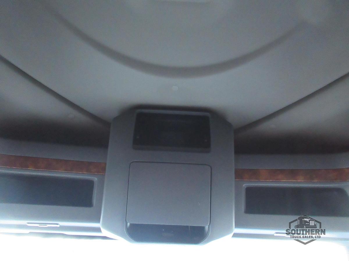 Used 2021 INTERNATIONAL LT