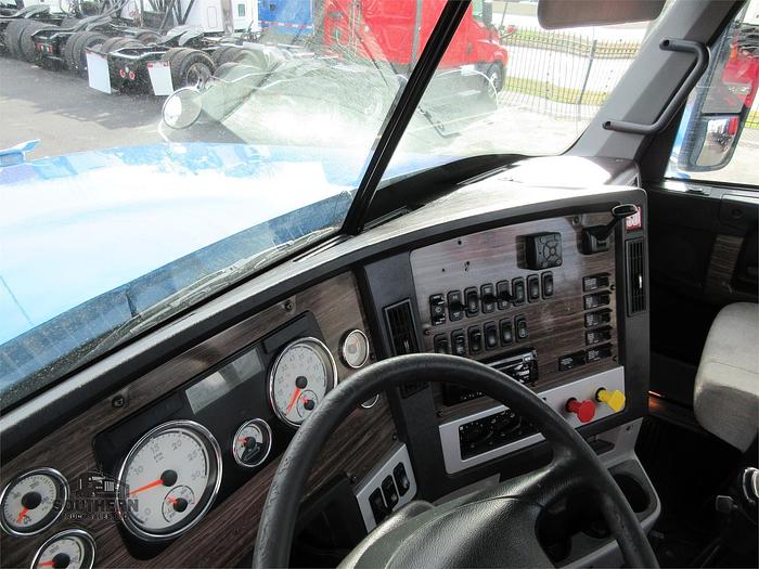Used 2015 FREIGHTLINER CORONADO 122 SD