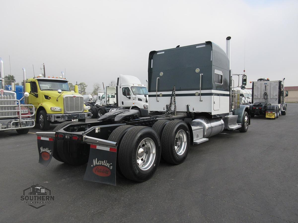 Used 2020 PETERBILT 389