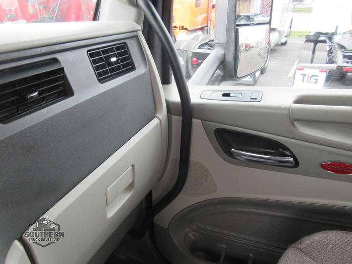 Used 2019 PETERBILT 567