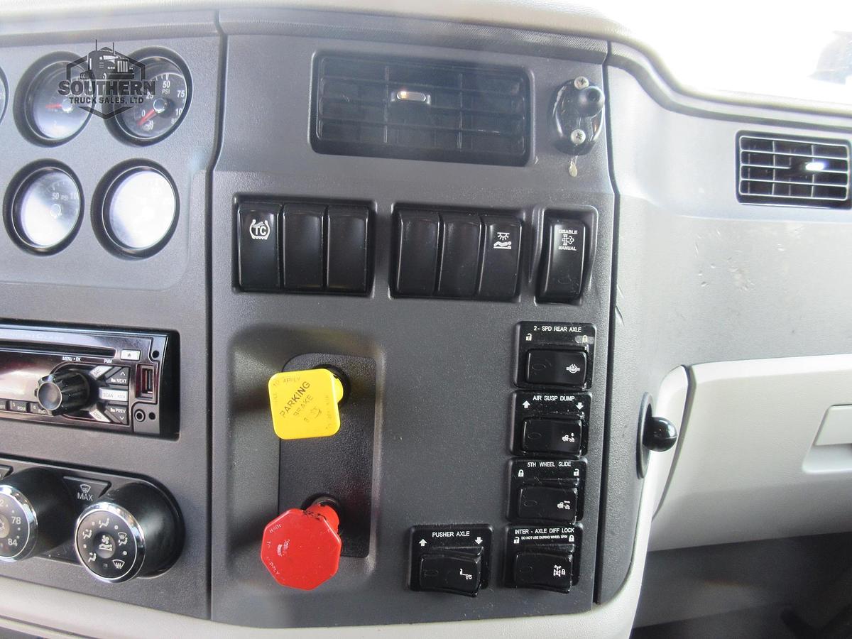 Used 2019 PETERBILT 567