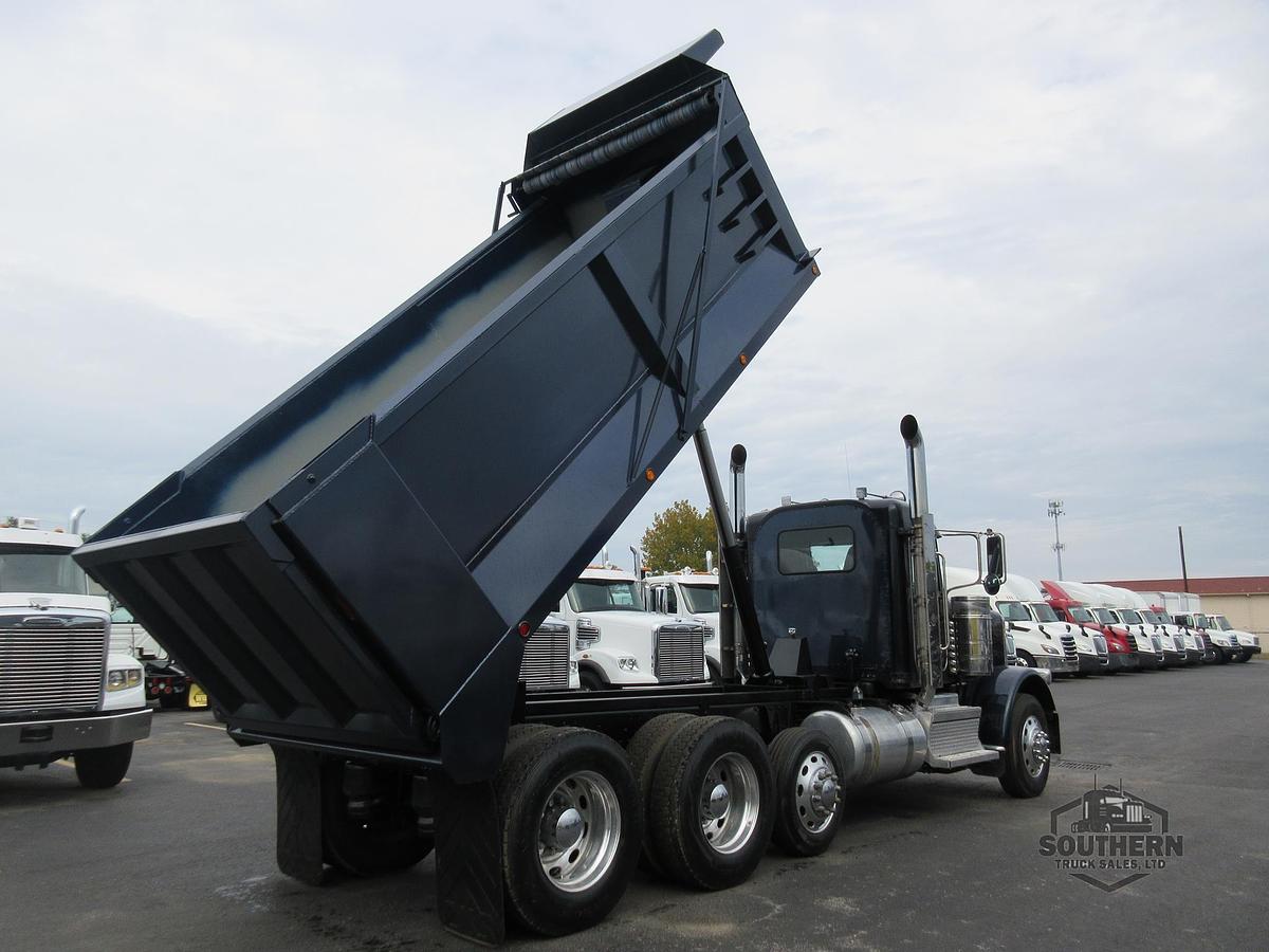 Used 2019 PETERBILT 389
