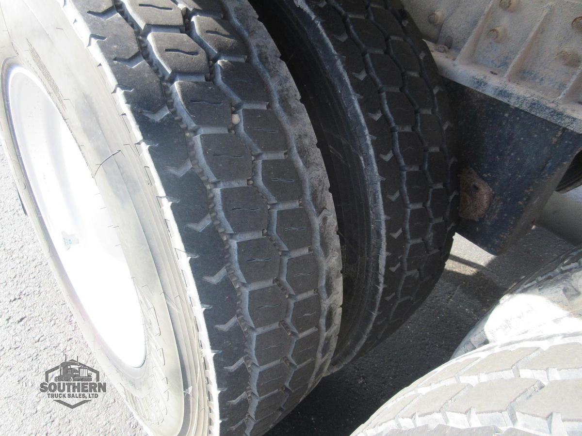 Used 2011 POLAR 41 ft