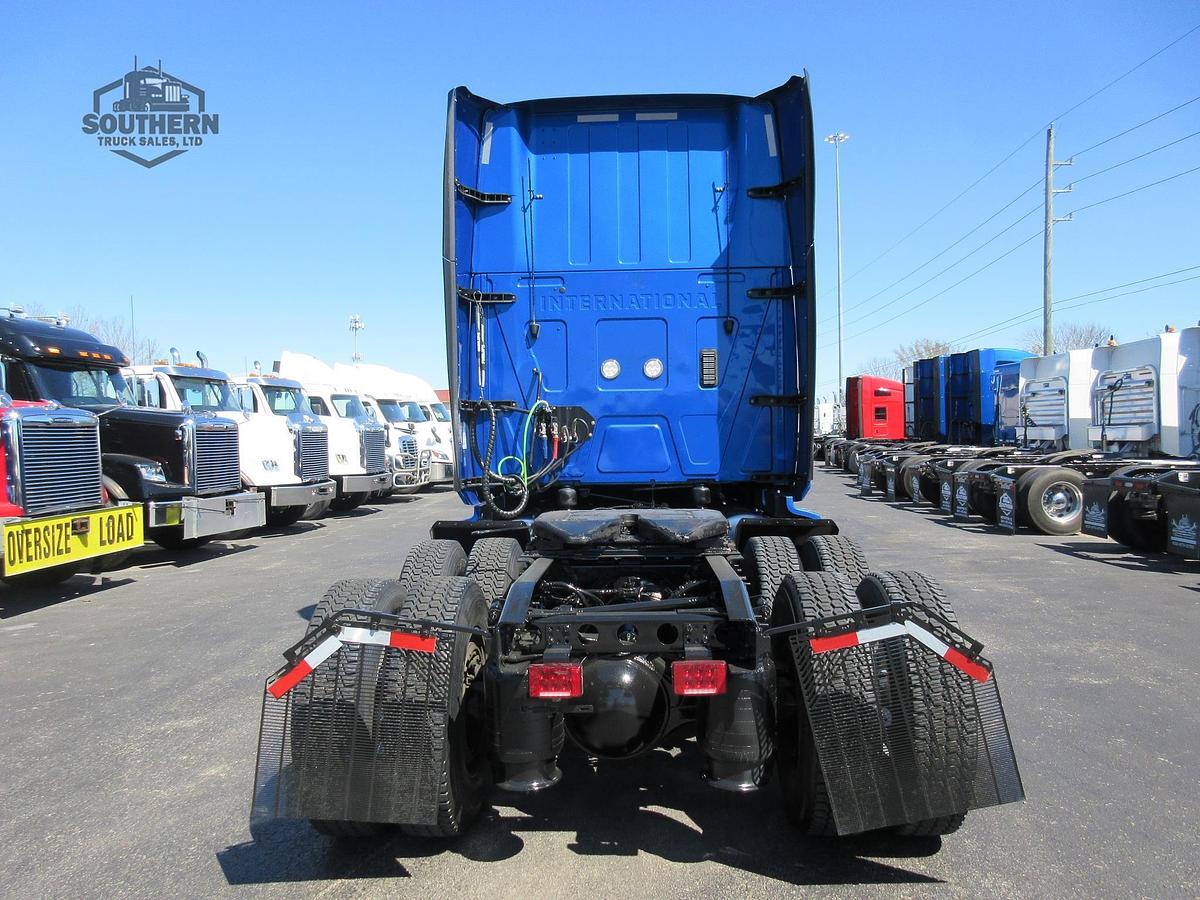 Used 2021 INTERNATIONAL LT