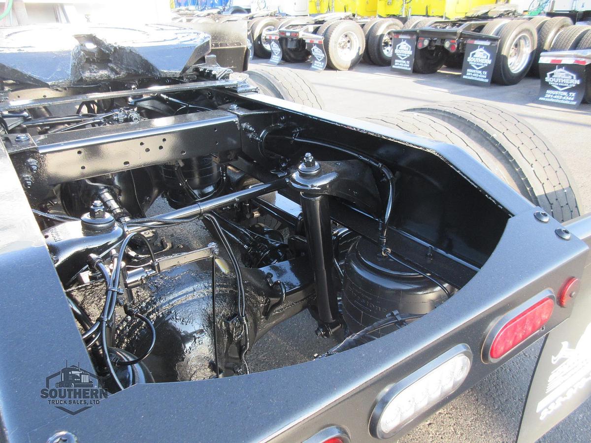 Used 2020 PETERBILT 389