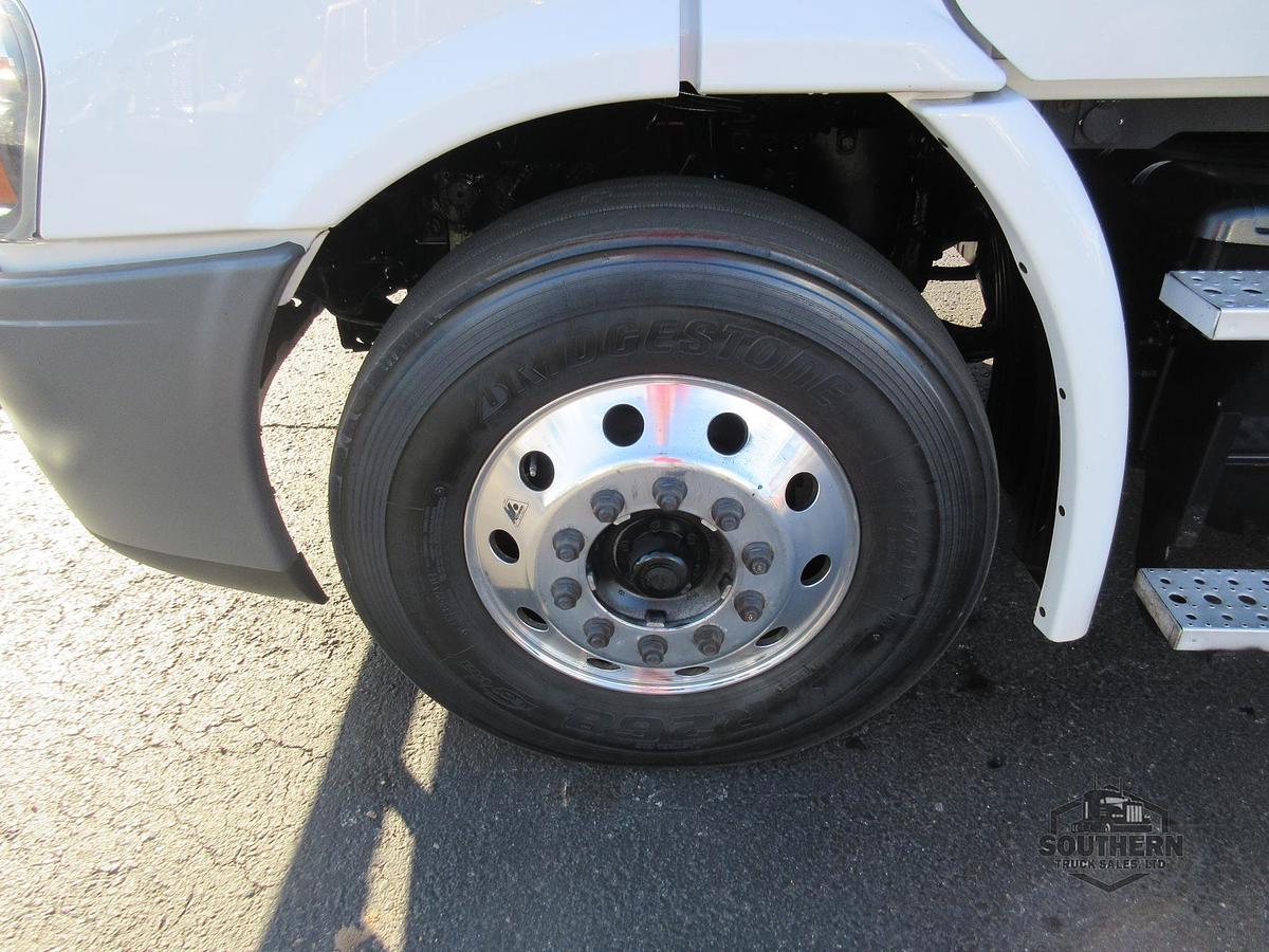 Used 2018 FREIGHTLINER CASCADIA 113