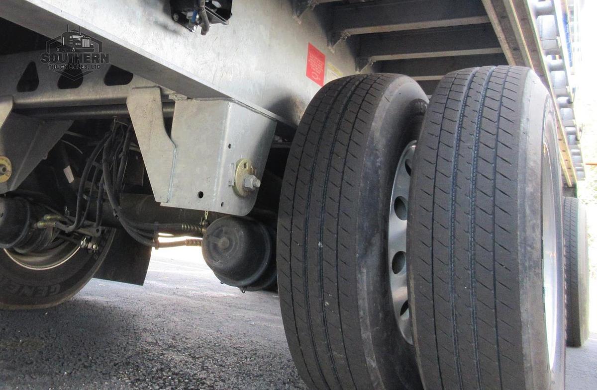 Used 2023 HYUNDAI 48 ft x 102 in Aluminum